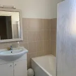 Avec Terrasse Et Vue Piscine, Proche Holiday home *